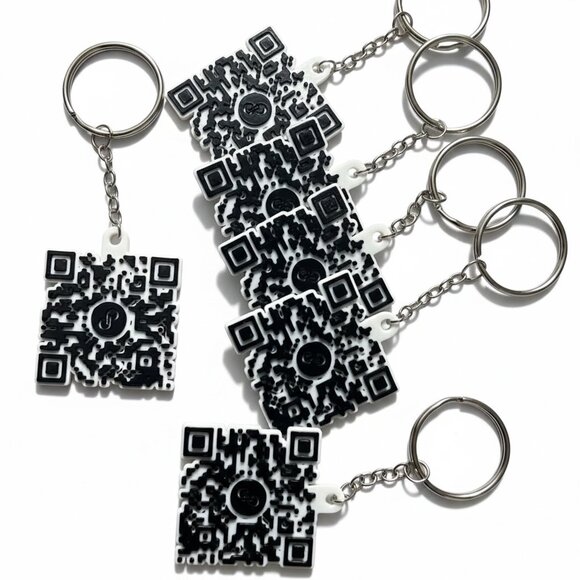 Custom QR Code Keychain Unique Scannable, For your Business or Social Meida - Picture 1 of 3